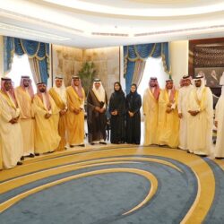 سمو أمير الباحة يلتقي وزير الشؤون البلدية والقروية والإسكان بمقر الوزارة بالرياض