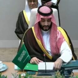 ماسك يدافع عن خطط الشارة الزرقاء في “تويتر”