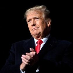 سمو محافظ الطائف يستقبل مدير الشؤون الصحية بالمحافظة