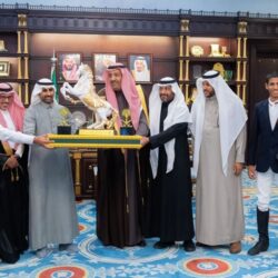 سمو أمير منطقة الباحة يستقبل مدير عام فرع صندوق التنمية الزراعية بالمنطقة