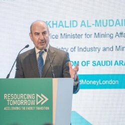 نيابة عن خادم الحرمين.. أمير الرياض يفتتح المؤتمر الدولي للإعاقة والتأهيل