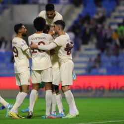 الهلال يواصل نزيف النقاط بتعادل مثير أمام ضمك