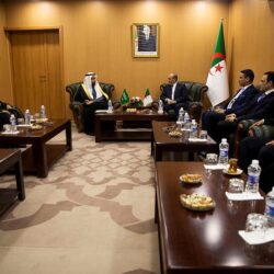سفير المملكة لدى الكوت ديفوار يلتقي رئيس المجلس الأعلى للأئمة والمؤسسات الإسلامية السنية
