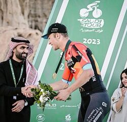 صندوق النقد الدولي يتوقَّع انكماش اقتصاد المملكة المتحدة بنسبة 0.6٪ في عام 2023م