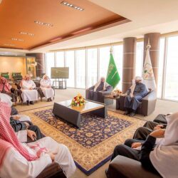 الشباب في صدارة دوري روشن مؤقتًا بثنائية في أبها