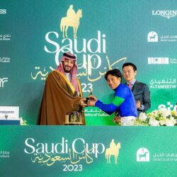 العلا تحتضن معرضاً لأعمال الفنان آندي وارهول بعنوان “شهرة”