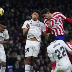 ليفربول يسقط في فخ التعادل السلبي أمام كريستال بالاس