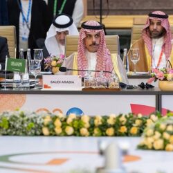 استئصال ورم عظمي من فخذ مريضة بالمظيلف