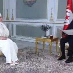 الأمير خالد بن سلمان يلتقي قادة وزارة الدفاع ويهنئهم بعيد الفطر المبارك