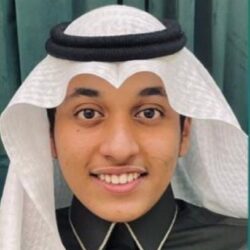 رئيس مركز النبيعة الاجتماعي لـ”القرني” بعد عودته من الأسر : فخورين بك و فرحتنا بعودتك مثل فرحة والديك