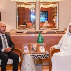 رائدا الفضاء السعوديان “علي القرني” و”ريانة برناوي” يعبران عن سعادتهما بالوصول للفضاء – فيديو