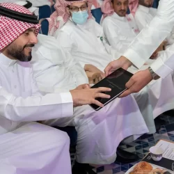 رسميًا.. الاتحاد يُعلن التعاقد مع كريم بنزيما