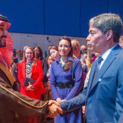 محافظ رابغ يُكرم الفائزات في مسابقة “كأس التخيّل” العالمية