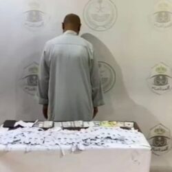 وزير الاتصالات وتقنية المعلومات يقف على استعدادات شركة موبايلي لموسم الحج