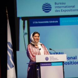 النائب العام يأمر بالقبض على شخصين ظهرا في مقطع مرئي فيه إساءة لأحد الوافدين