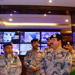 مدير تعليم القنفذة يتفقد مجمع النهضة التعليمي و يكرّم الحربي