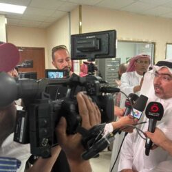 الشيخ يوسف بن سعيد في خطبة عرفة: اجتماع الكلمة صلاح للدين والدنيا وتحقيق للمصالح وزوال للمفاسد