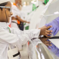 الدفاع المدني يحذر من مخاطر المسابح