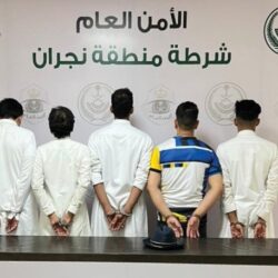 افتتاح المعرض الشخصي للفنان التشكيلي عبده الدرمحي