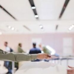 مجموعة stc تعلنُ نجاحَ تجاربَ متقدمةٍ للجيل الخامس المتقدِّم بتقنية (mmwave) بسرعات تتعدى 10Gbps