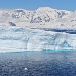 رصد كوكب كـ”المرآة” خارج المجموعة الشمسية