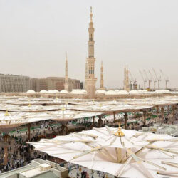 النيابة العامة : صدور حكم بالسجن 8 سنوات لمواطن ووافد لإدانتهما بغسل الأموال والتستر في نشاط “المستلزمات الطبية”