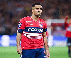 وزير السياحة يدعو زوَّار السعودية للاستمتاع بأجوائها الخيالية.. “لا تروح بعيد”