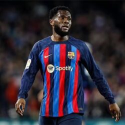 المرور السعودي: 6 أسباب تؤدي إلى انحراف المركبات بشكل مفاجئ