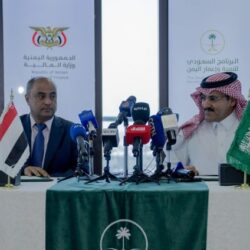 القصيم: القبض على مواطن لإتلافه جهاز صراف آلي