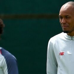 مستشار أسري يحذر الأباء: إعطاء الطفل الجوال قبل سن 12 عامًا إجرام بحقه