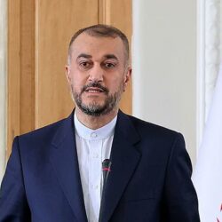 “فيصل بن فرحان” يثمّن دعم إيران لاستضافة المملكة معرض إكسبو 2030