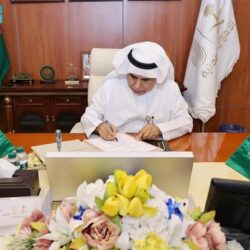 سمو أمير منطقة الباحة يشهد توقيع مذكرة تفاهم بين فرع وزارة الموارد البشرية وجمعية الباحة للإسكان التنموي لبناء 99 وحدة سكنية