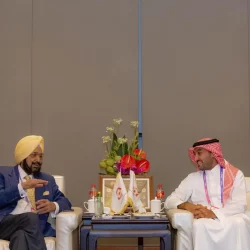 سمو الأمير عبدالعزيز بن تركي يزور مقر البعثة السعودية .. وابن جلوي يشارك في حفل عشاء المجلس الآسيوي