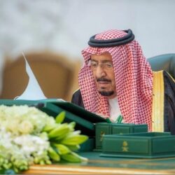 القبض على مواطنين سطو على سيارة نقل أموال وسرقا مليون ريال بالرياض