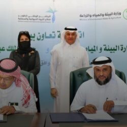 سلطان بروناي دار السلام يصل الرياض وفي مقدمة مستقبليه نائب أمير المنطقة