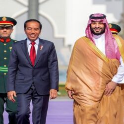 باجري يقف على مدى فاعلية وجاهزية سدود الحماية بجدة