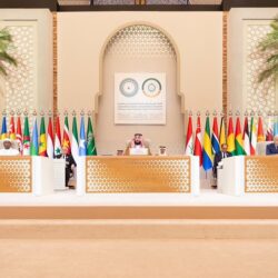 أمين جامعة الدول العربية يشدد على أهمية الوقف الكامل لإطلاق النار في قطاع غزة ووقف توسيع رقعة الحرب