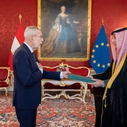 سفير المملكة لدى مصر: القمة العربية الإسلامية ركزت على الجانب الإنساني والمعاناة التي يعيشها سكان قطاع غزة