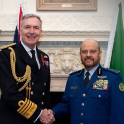 “الخطوط السعودية” تُطلق خدمات رقمية لضيوف الرحمن في أمريكا الشمالية