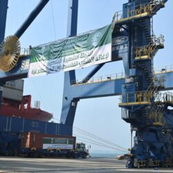 البنك الدولي: القطاعات غير النفطية السعودية تواصل النمو.. ومشاركة المرأة بالقوى العاملة تتضاعف