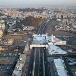 السفير نقلي يستقبل رئيس اللجنة الدولية للصليب الأحمر بمصر