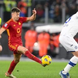 فيديو| محامية: توقيع الموظف عن زميله في العمل جريمة عقوبتها السجن 3 أشهر وغرامة 30 ألف ريال