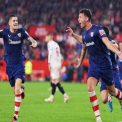 رابطة العالم الإسلامي تدين التفجيرات الإرهابية في إيران