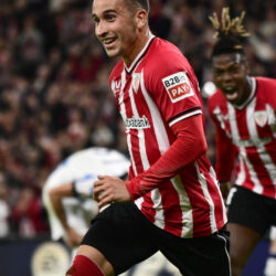 ثوران بركان في جزيرة سوانوز بجنوب غربي اليابان