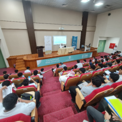 الأرصاد : استمرار هطول الأمطار الرعدية مصحوبة بزخات من البرد على هذه المناطق