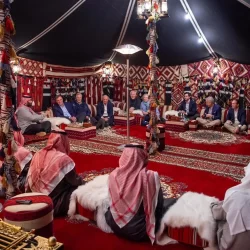 سمو الأمير تركي بن محمد بن فهد يطلق عدداً من الكائنات الفطرية النادرة في محمية الإمام تركي بن عبدالله الملكية