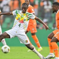 مساعد وزير الداخلية لشؤون التقنية يزور معرض الدفاع العالمي 2024 ويشهد توقيع مذكرات تفاهم