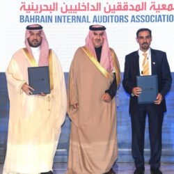 وزير الصناعة والثروة المعدنية يفتتح موسم ملح القصب في موسمه الثاني