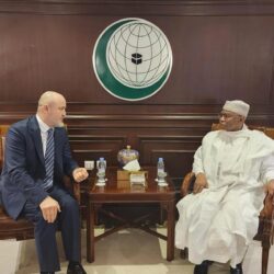 نائب أمير مكة يستقبل مدير الأمن العام