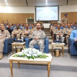 أمير المدينة المنورة يرأس اجتماع محافظي محافظات المنطقة